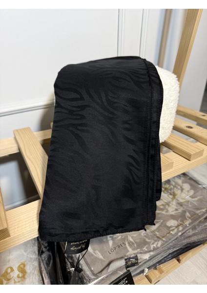 Siya Şal Jakarlı Şal Zebra Desen fiyatları