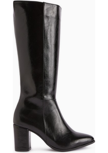 Tatum Siyah Kırışık Rugan Sivri Burunlu Orta Topuklu Çizme