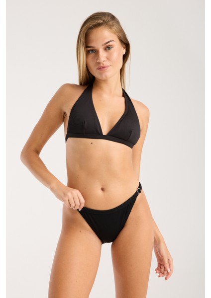 Yeni Sezon Ayarlanabilir Bel Boyundan Bağlamalı Dokulu Kumaş Üçgen Bikini Takımı Çıkartılabilir Göğüs Pedli