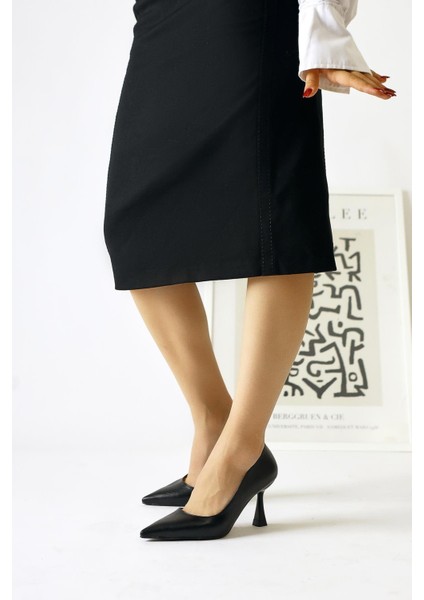 Celestine Siyah Kırışık Sivri Burunlu Stiletto indirimleri