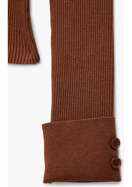 Aplike Detaylı Uzun Kollu Polo Yaka Düğmeli Triko Kazak