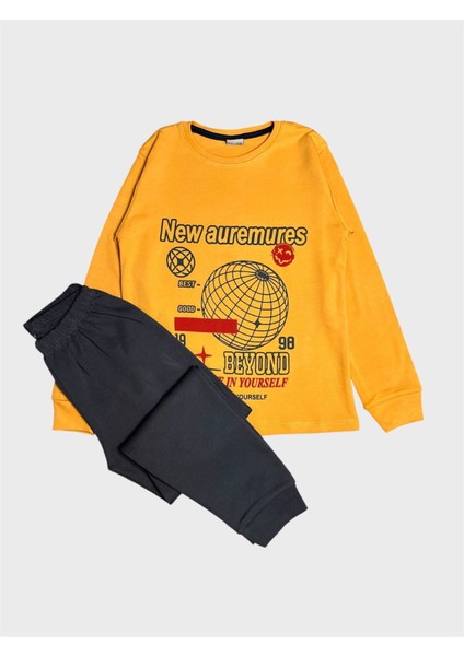 Erkek Çocuk Pamuklu Sarı Renk New Auremures Yazı Desenli Uzun Kollu Pijama Takımı