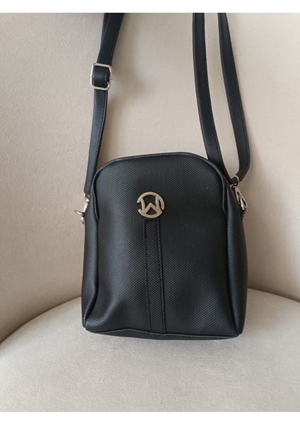 Is Berceste Kadın Şık Pratik El ve Omuz Çantası fiyatları