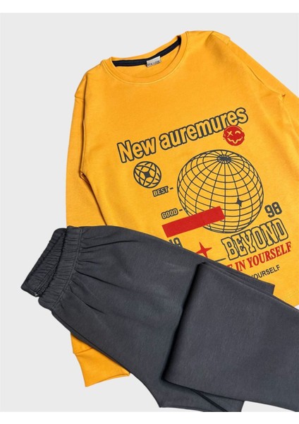 Erkek Çocuk Pamuklu Sarı Renk New Auremures Yazı Desenli Uzun Kollu Pijama Takımı fırsatları