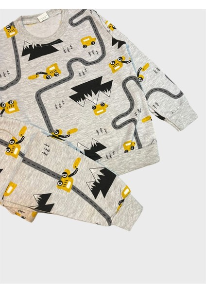 Erkek Çocuk Pamuklu Şardonlu Gri Yol Desenli Uzun Kollu Kışlık Pijama Takımı fiyatları