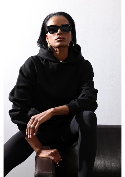 Siyah Kapüşonlu Sweatshirt 4447
