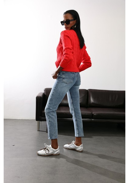 Eskitmeli Mavi Yüksek Bel Boyfit Jean fiyatları