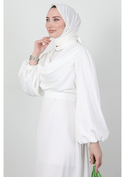 Kuyruklu Degaje Elbise Beyaz indirimleri