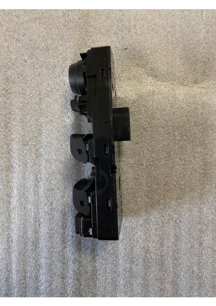 Bmw F30 F80 Sol Ön Cam Düğmesi 61319362112 fiyatları