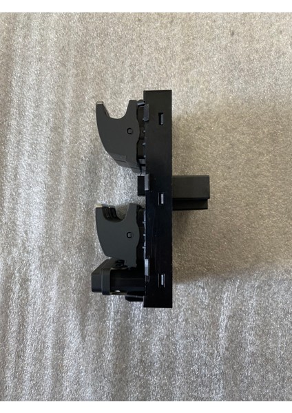 Volkswagen Passat B8 Sol Ön Cam Düğmesi 5G0959857C modelleri