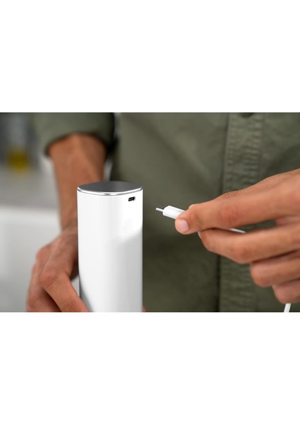 Enfinigy Elektrikli Tuz ve Karabiber Değirmeni, Seramik Değirmenli ve LED Aydınlatmalı, USB indirimleri