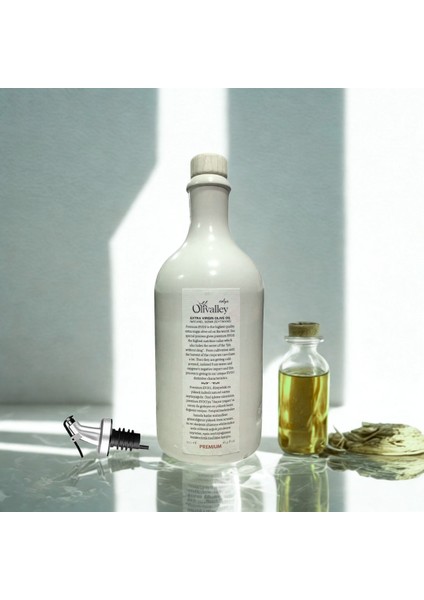 Premium Soğuk Sıkım Naturel Sızma Zeytinyağı 500 ml (Alman Mkm Stoneware Özel Üretim Şişesinde)