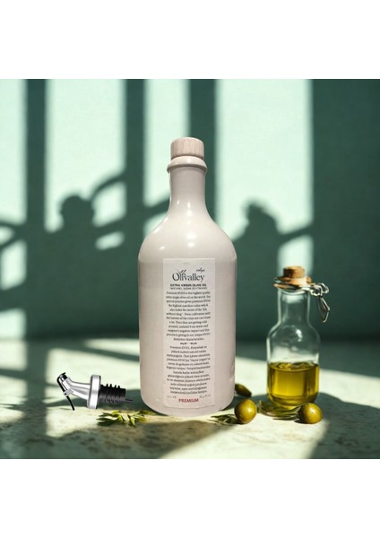 Premium Soğuk Sıkım Naturel Sızma Zeytinyağı 500 ml (Alman Mkm Stoneware Özel Üretim Şişesinde) modelleri