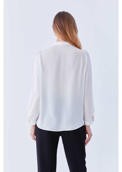 Yaka Detaylı Bluz Kemik K2113043_019 fırsatları