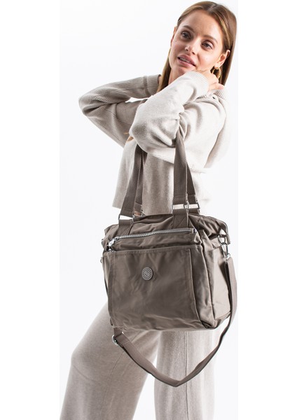 Kadın 4 Bölmeli Suya Dayanıklı Saten Kumaş Çapraz ve Omuz Askılı Çanta