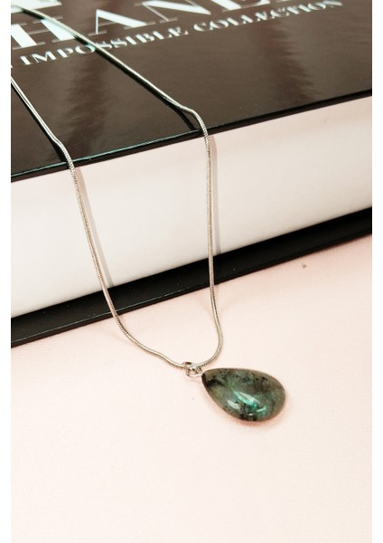 Labradorit Doğal Taşı Zincirli El Yapımı Kolye Uç: 2 cm Zincir: 20 cm Kutulu fırsatları