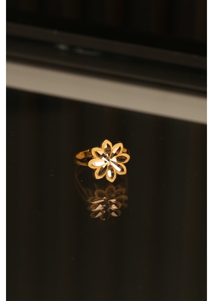 Güneş Model Altın Yüzük ÇGKY0086