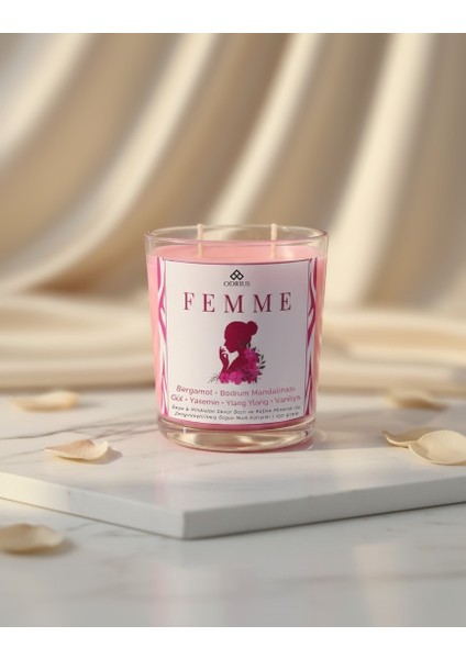 Femme Kokulu Mum – Bergamot, Gül & Yasemin – Feminen ve Çekici Atmosfer – Kalıcı Mum – Soya & Hindistan Cevizi Bazlı ve Rafine Mineral ile Zenginleştirilmiş Özgün Mum Karışımı – 150 Gram - Odrıus