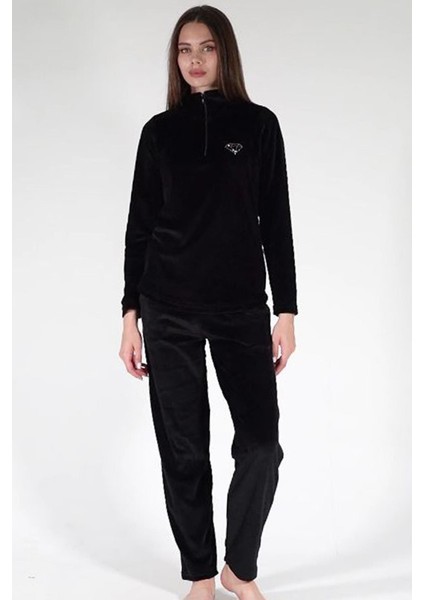 Kadın Siyah Renk Yarım Fermuarlı Kadife Kumaş Uzun Kollu Düz Paça Pijama Takımı C7T0N0603