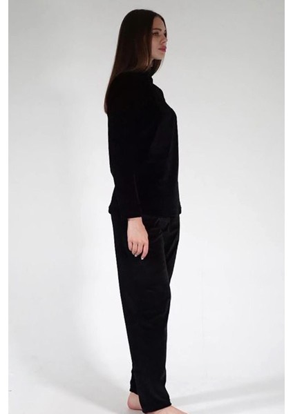 Kadın Siyah Renk Yarım Fermuarlı Kadife Kumaş Uzun Kollu Düz Paça Pijama Takımı C7T0N0603 modelleri
