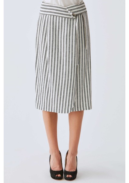 Çizgi Desenli Uzun Etek Siyah-Beyaz Y1915032_0856