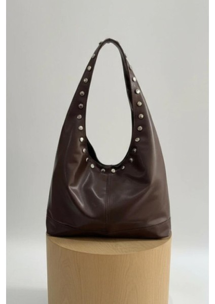 Sap Kenarları Zımbalı Salaş Kol Çantası fiyatları