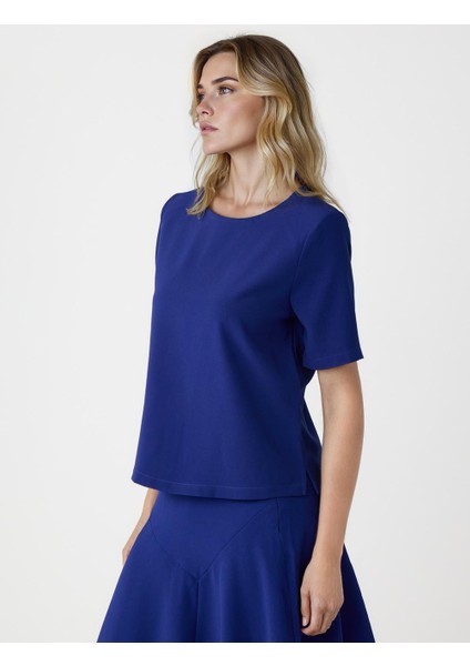 Saks Rahat Kesim Yuvarlak Yaka Kısa Kollu Dokuma Bluz modelleri