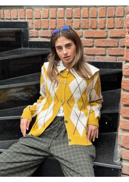 Baklava Desenli Hırka Kadın Hardal