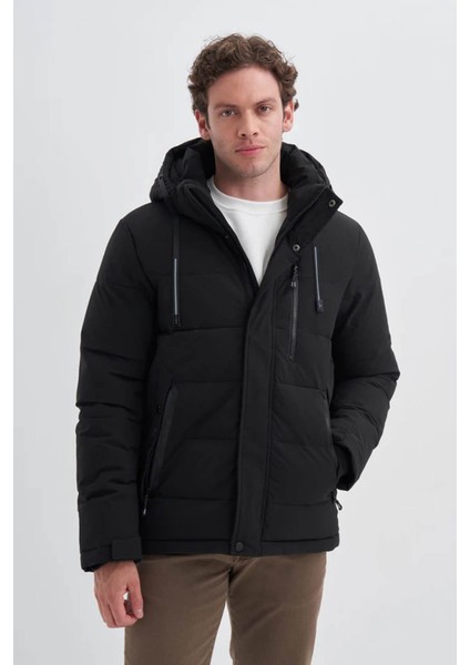 Micro Kumaş Dolgulu Dynamic Regular Fit Siyah Erkek Mont 10600 modelleri