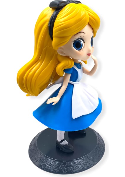 Harikalar Diyarında Alice Anime Karakter Figür Oyuncak Dekoratif Biblo Bebek 15 Cm. Genç Odası Süsü fırsatları
