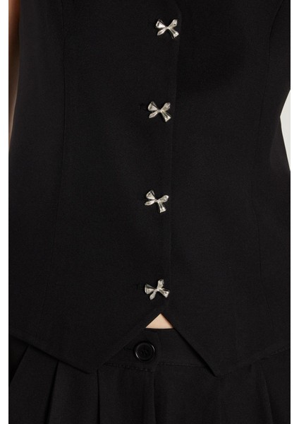 Kadın Standart Fit Sıfır Kol Kruvaze Yaka Düğmeli Siyah Yelekli Pantolonlu Takım modelleri