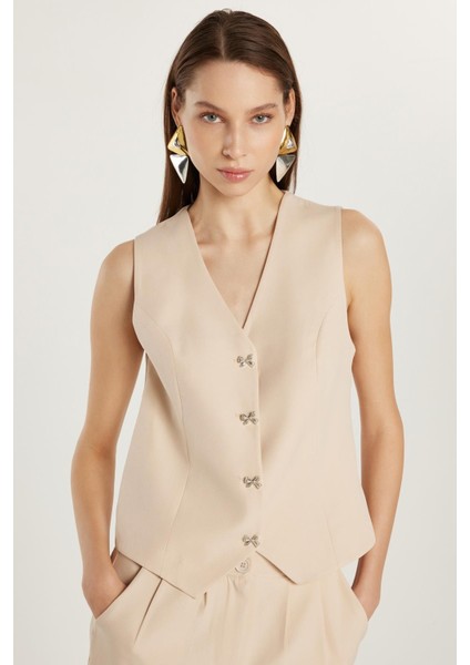 Kadın Standart Fit Sıfır Kol Kruvaze Yaka Düğmeli Bej Yelekli Pantolonlu Takım fiyatları