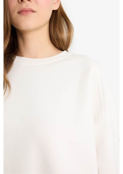 Coool Oversize Geniş Kalıp Bisiklet Yaka Kalın Kumaş Sweatshirt A4177AX25WN fırsatları