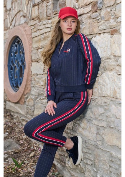 26013 Kadın Uzun Kollu Dik Yaka Önden Fermuarlı Spor Takım-Lacivert