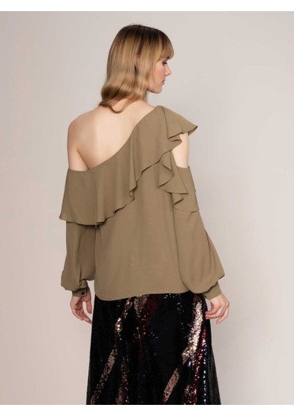 Tek Omuz Fırfırlı Bluz Vizon K1913051_014 fırsatları