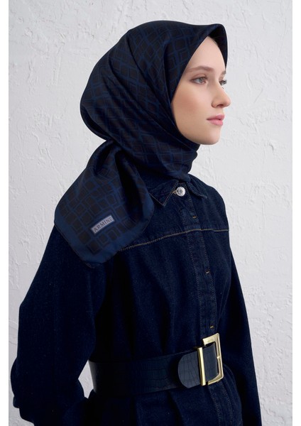 Geometrik Desenli Saf Ipek Twill Eşarp 9438D 50
