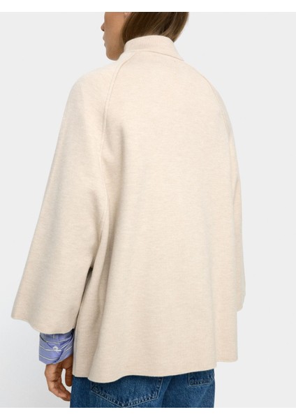 Yüksek Yaka Örgü Panço modelleri