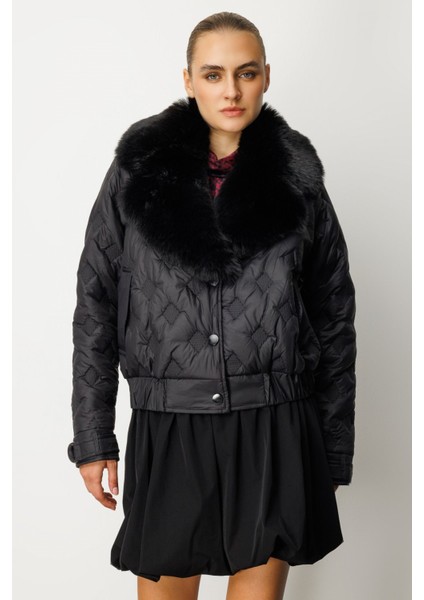 Yakası Kürklü Şişme Mont Siyah 06607