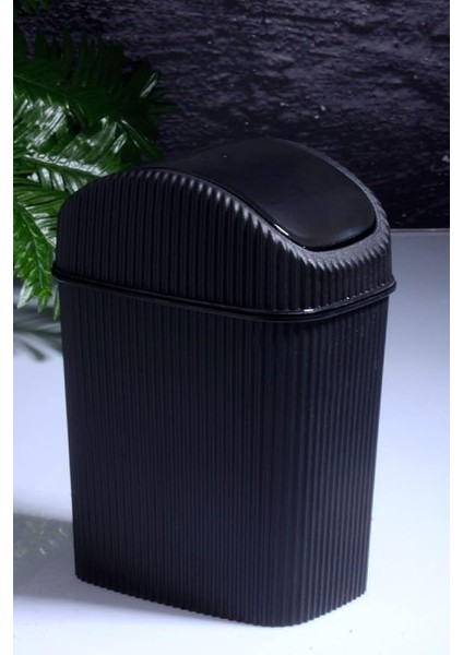 Diyarı Mini Pratik Kapaklı Banyo ve Mutfak Tezgah Üstü Çöp Kovası Ev Ofis Çöp Kutusu 2,5 Lt Siyah 18 x 23
