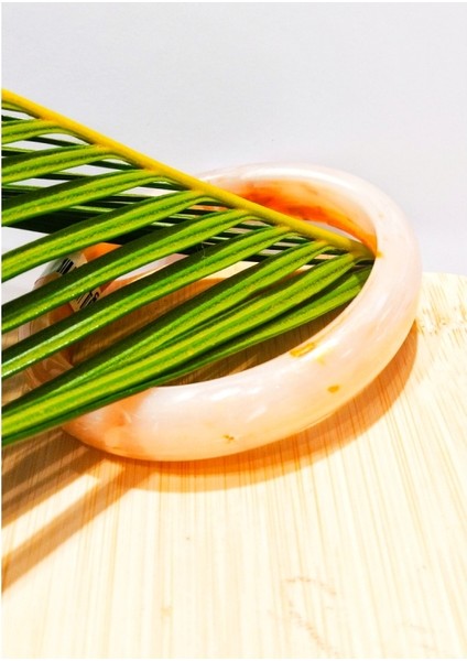 Kemik Renkli Şık Mika Bileklik