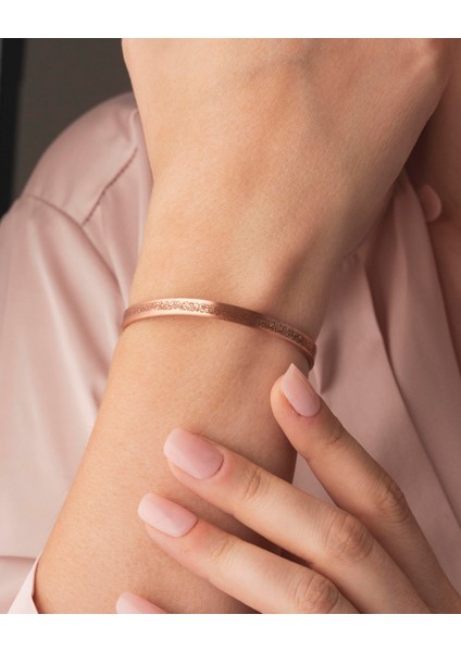 Içi File Desenli Dışı Ayetel Kürsi Yazılı Ince Bakır Bilezik modelleri