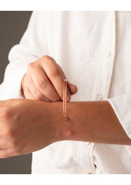 Içi File Desenli Dışı Ayetel Kürsi Yazılı Ince Bakır Bilezik indirimleri