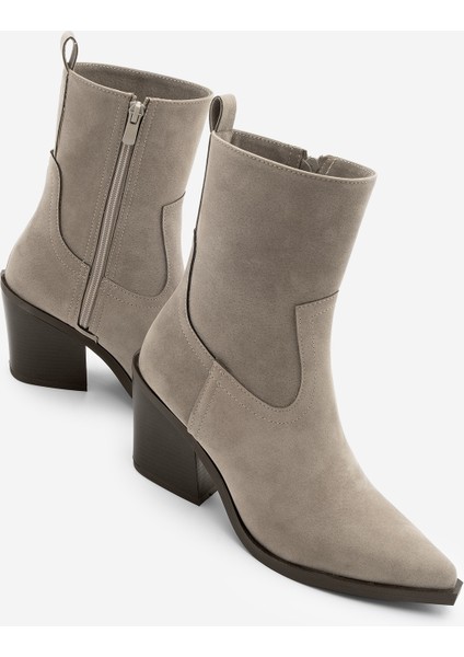 Kadın Sivri Burun Western Bot Fetya