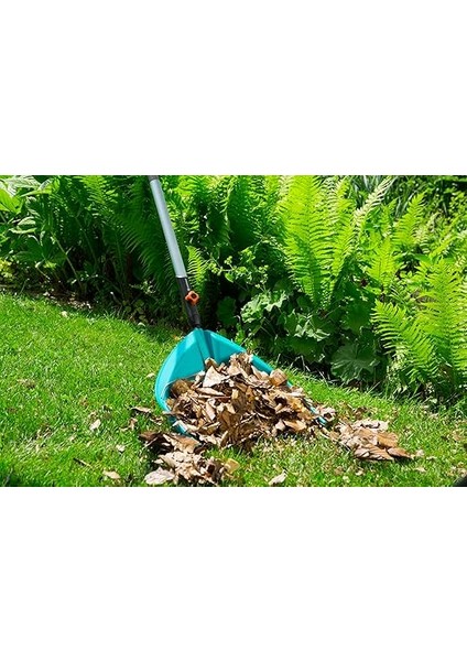 Combisystem Kürek Tırmığı: Yaprakları ve Bahçe Atıklarını Toplamak ve Toplamak Için Kullanışlı Kürek Tırmığı, Sağlam Plastik Dişli, Çalışma Genişliği 36,5 cm (3120-20) fırsatları
