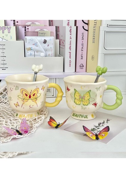 Masalsı Kelebekler Temalı Seramik Kupa fiyatları