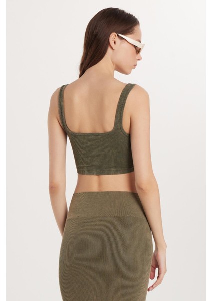 Kadın Slim Fit Dar Kesim Askılı U Yaka Haki Crop Atlet indirimleri