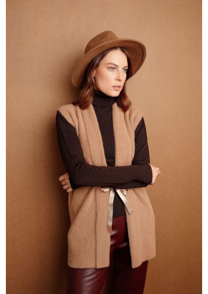 Kuşaklı Triko Yelek-KARAMEL