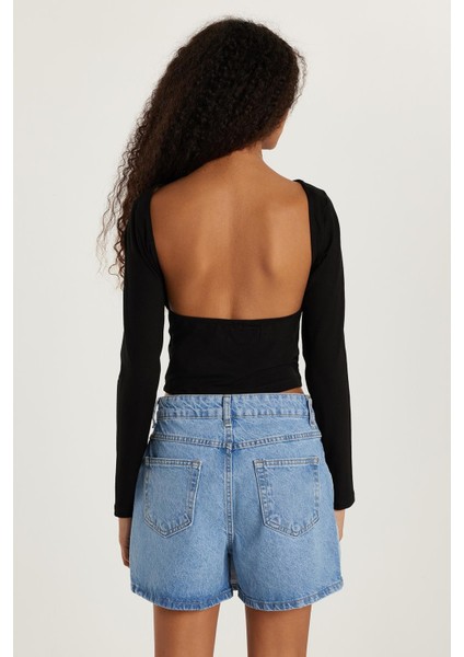 Kadın Slim Fit Dar Kesim Sırt Detaylı Siyah Bluz indirimleri