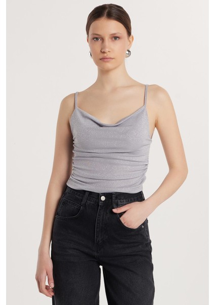 Kadın Slim Fit Dar Kesim Ince Askılı Gri Bluz