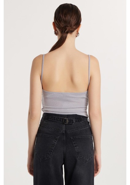Kadın Slim Fit Dar Kesim Ince Askılı Gri Bluz indirimleri